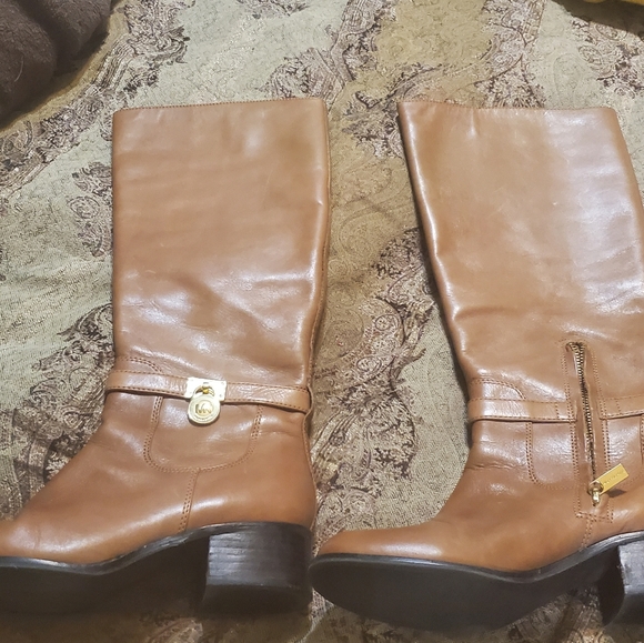 Michael Kors Locket Boots - Picture 3 of 3